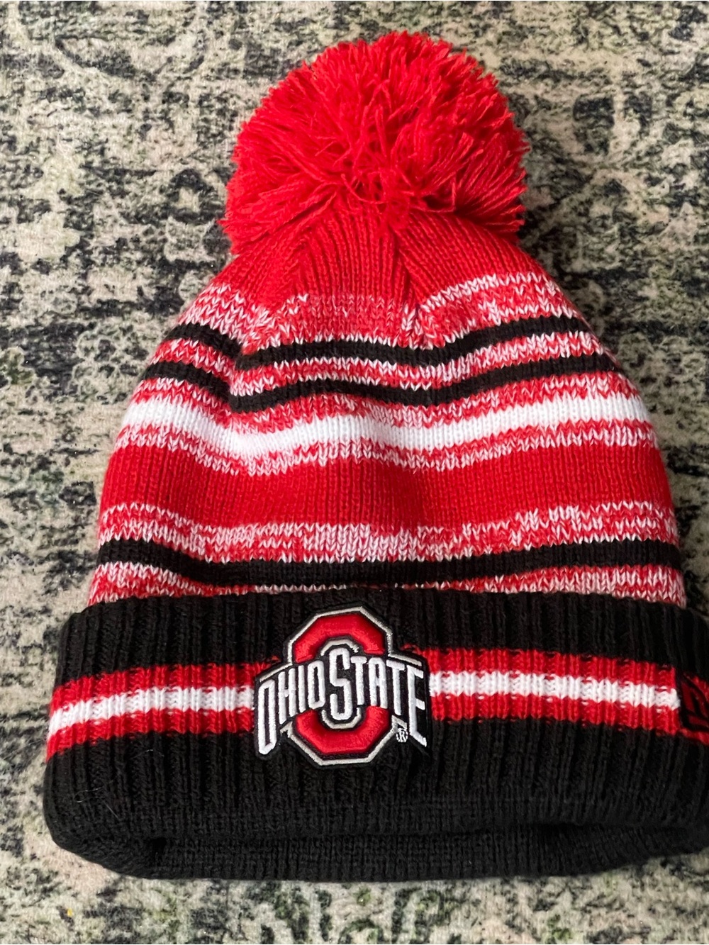 OHIO STATE BUCKEYES NCAA RED & BLACK NEW ERA KNIT BEANIE